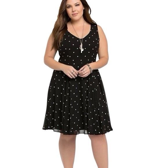 Torrid Black Heart Print Chiffon Flounce Skater Dress size 14 - Picture 2 of 8